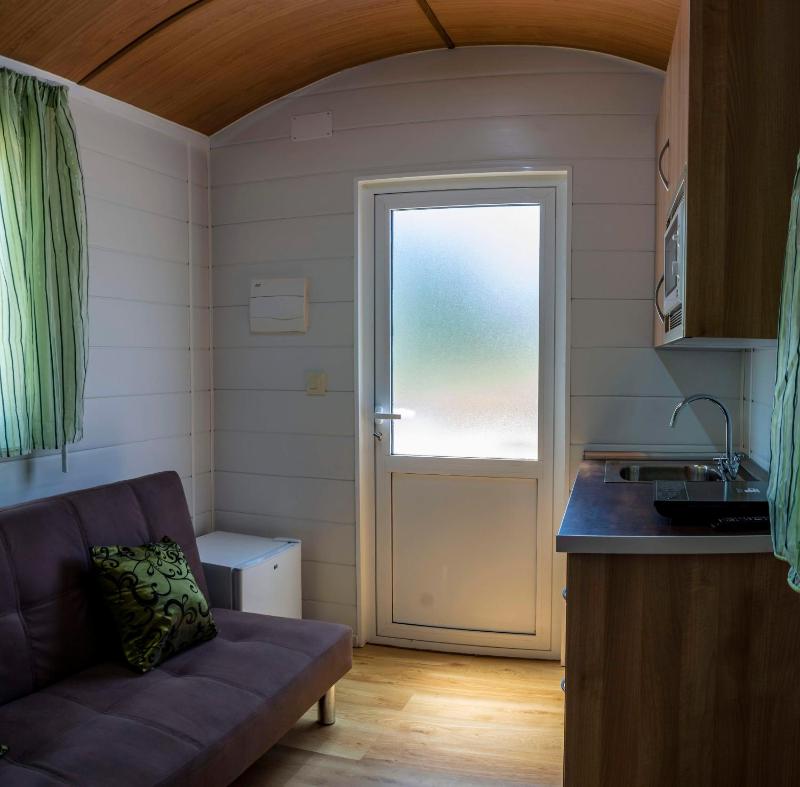 Caravan image 2
