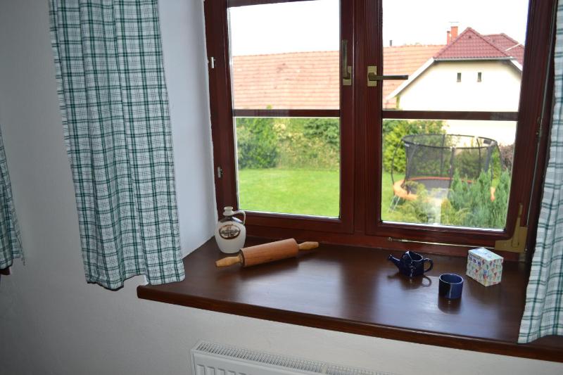 One-Bedroom Apartment image 3