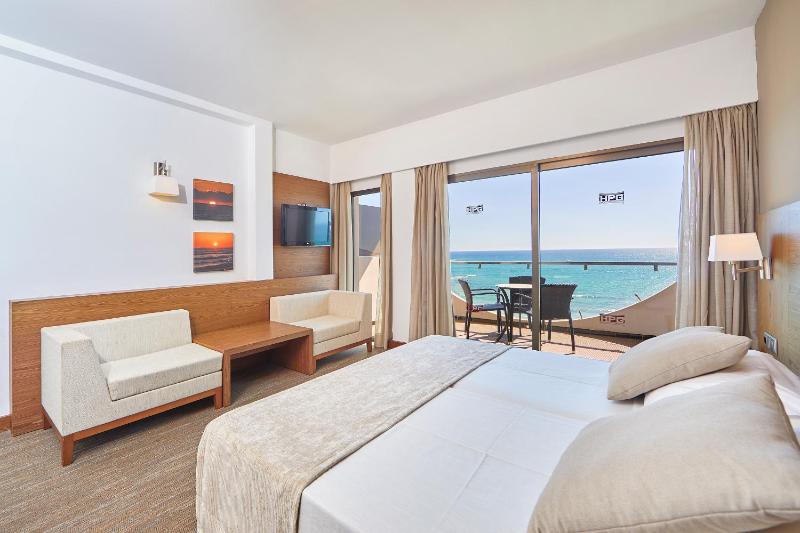 Hotel Playa Golf - image 3