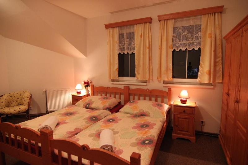 Comfort Triple Room image 4