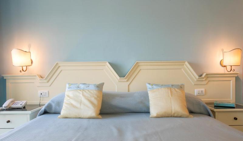 Economy Double or Twin Room image 2