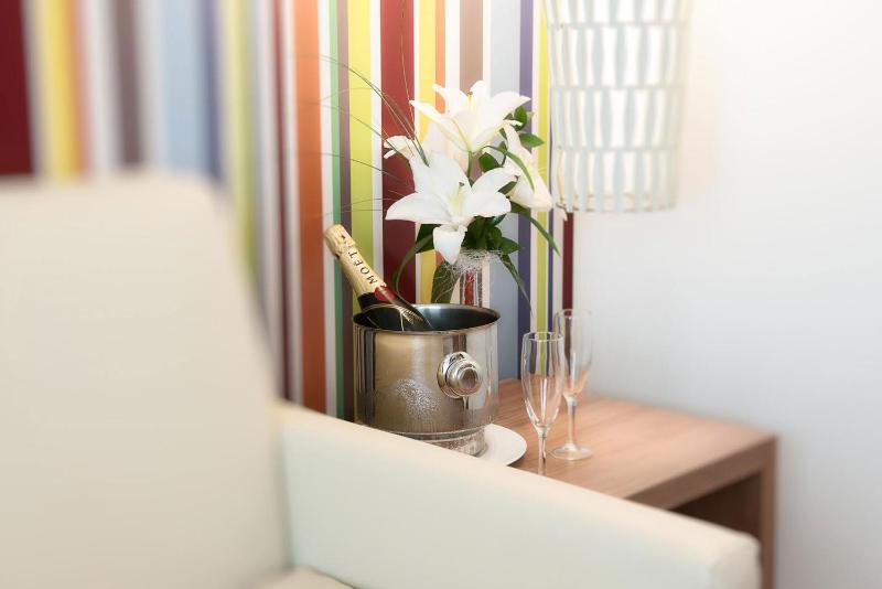 Junior Suite image 2