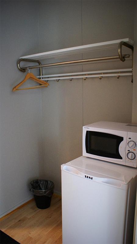 Triple Room with Shared Shower image 3