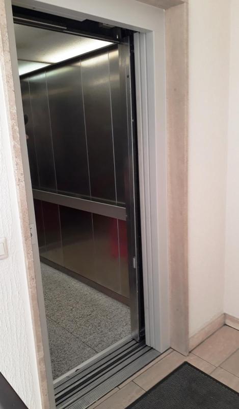 One-Bedroom Suite image 3