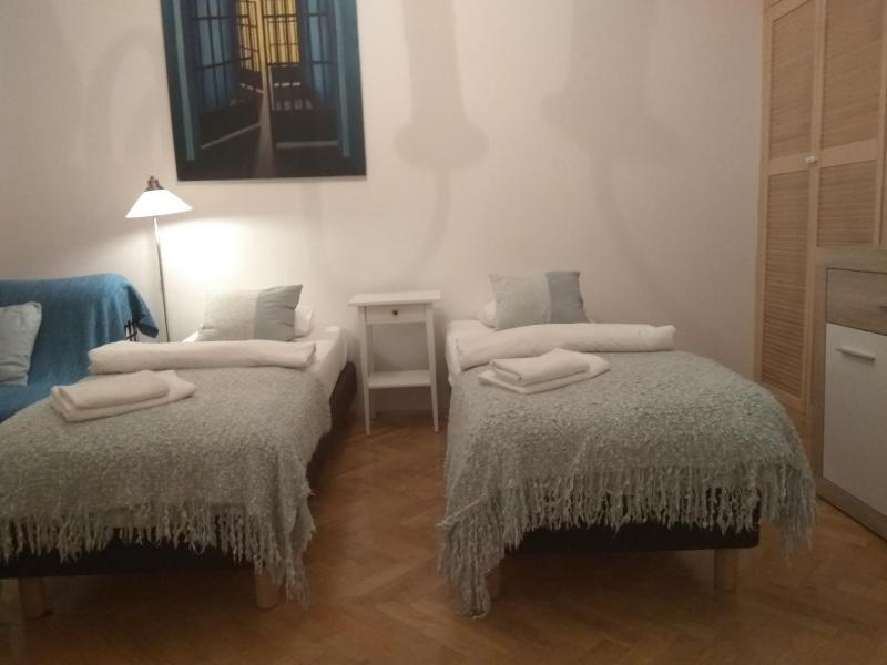 Studio Apartment image 3