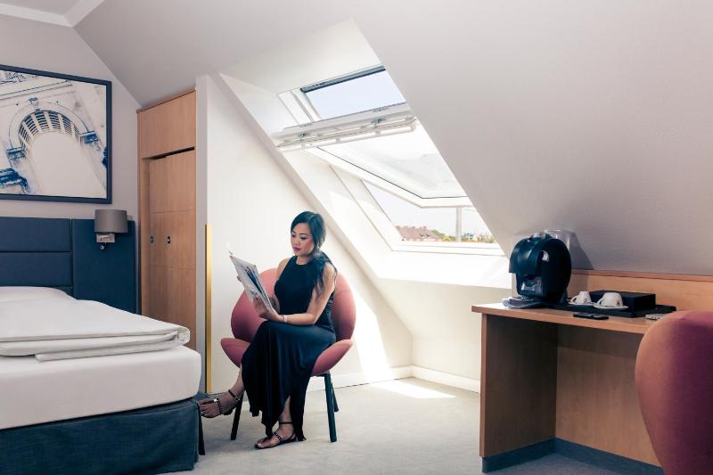 Mercure Munich Schwabing Hotel - image 13