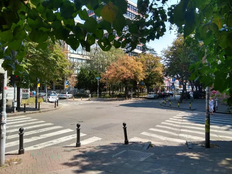 Light Spacious Apartment in the Heart of Belgrade - image 12