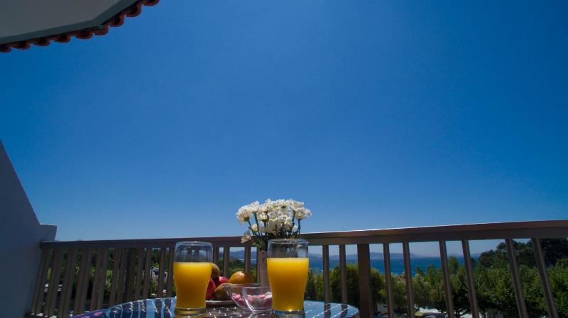 Apartamentos Montalvo Playa - image 22