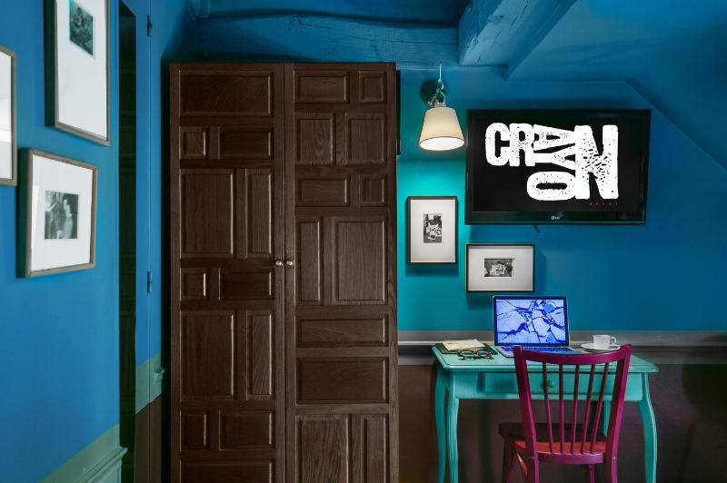 Double Room image 4