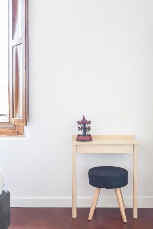 Double Room image 3