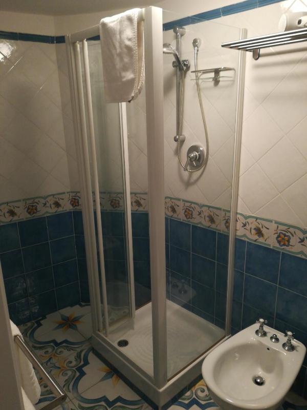 Deluxe Double Room image 2