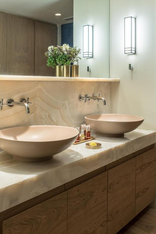 Mystras Suite image 3