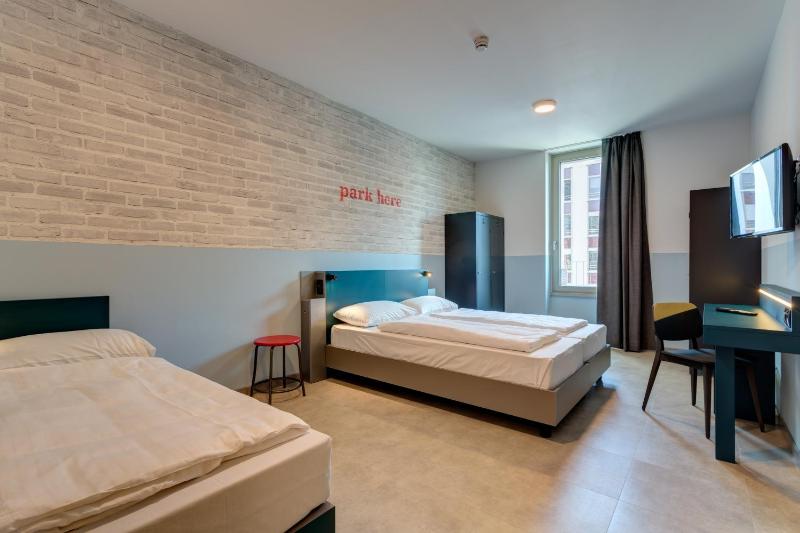 Triple Room image 3