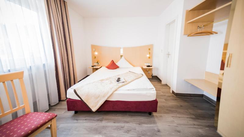 Single Room image 1