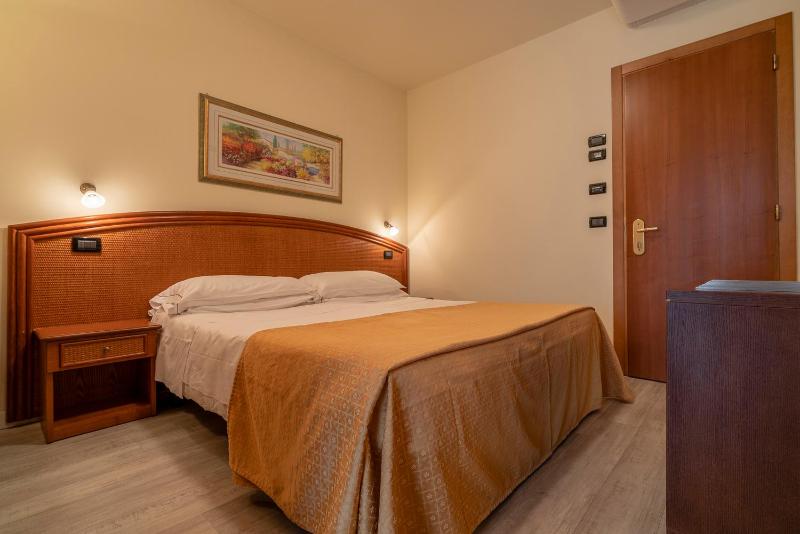 Economy Double or Twin Room image 1
