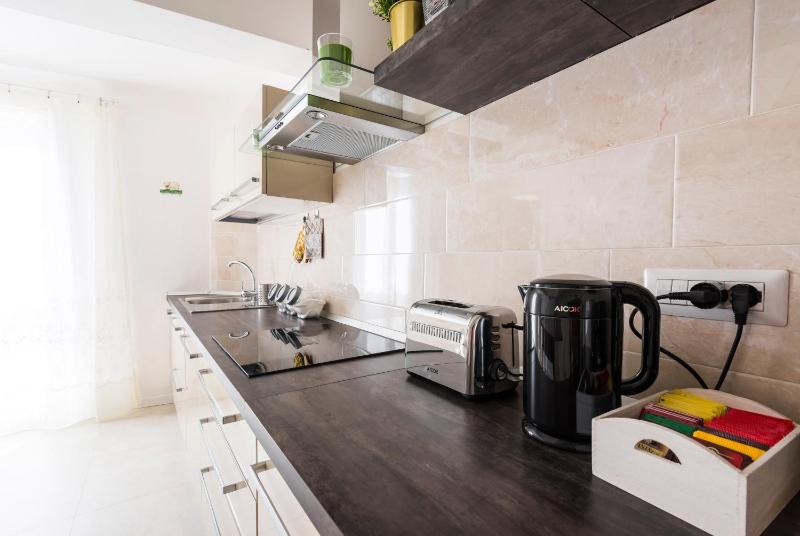 Apartment image 3