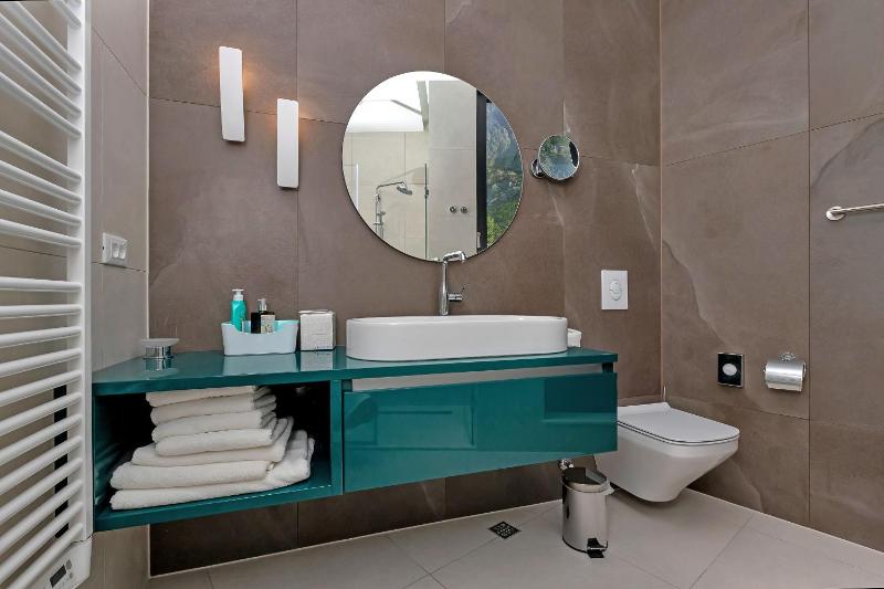 Three-Bedroom Villa image 3