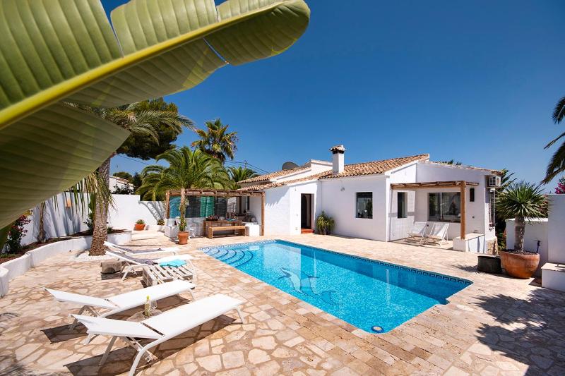 Villa Lagarta by Holiday Rentals Villamar - image 2