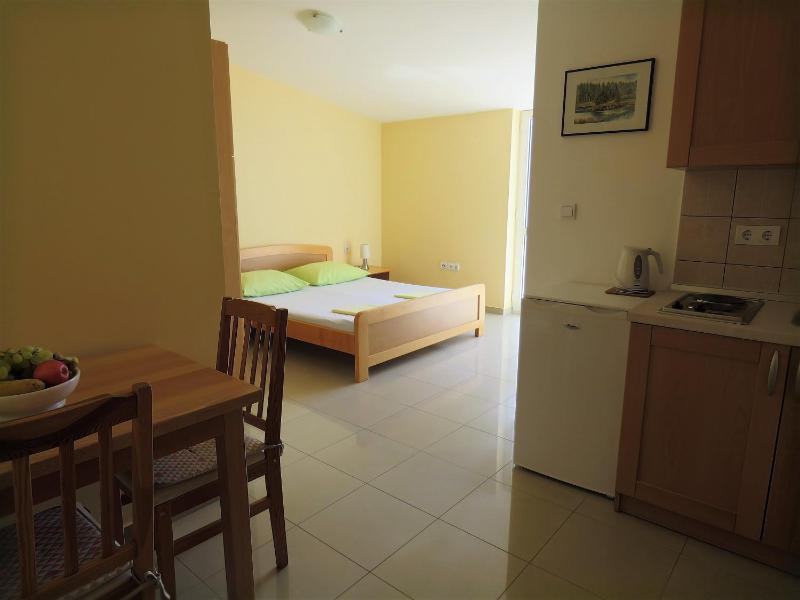 Apartments Kojan - image 12