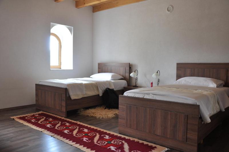 Budget Double Room image 4