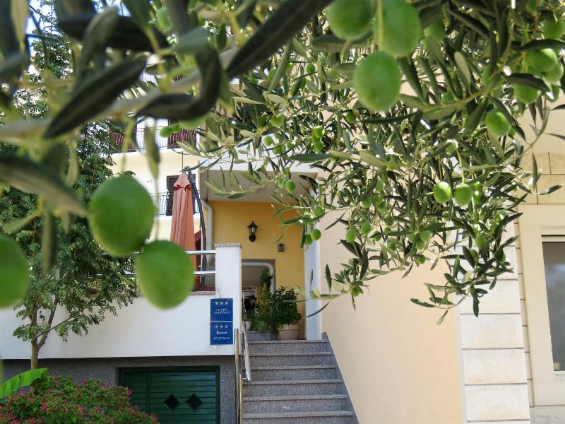 Apartments Kojan - image 16