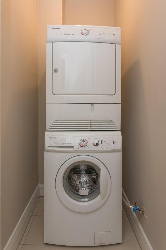 Jameson Court Apartments - image 7