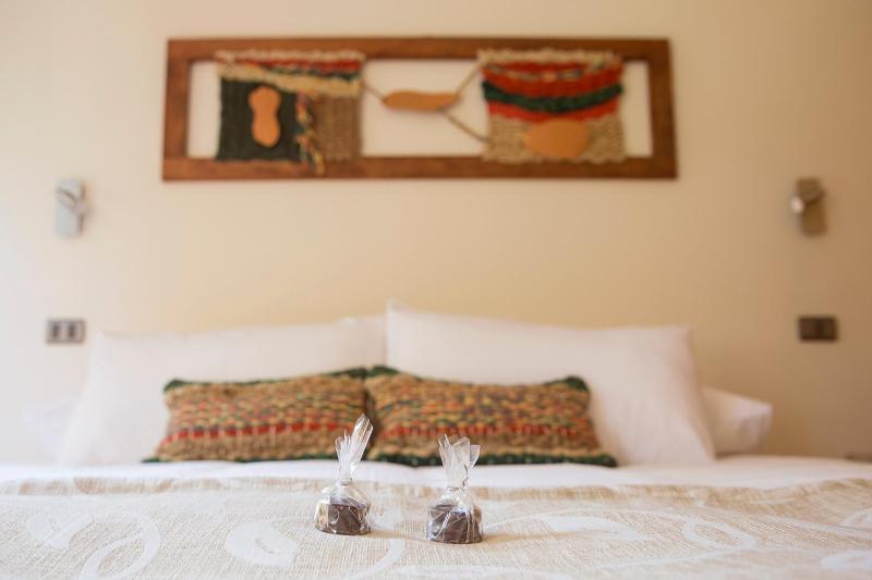 Maki Hotel - image 18