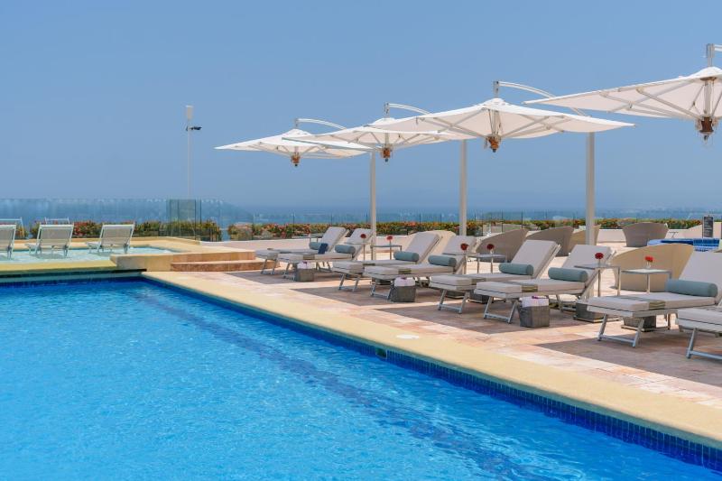 Grand Miramar All Luxury Suites & Residences - image 4