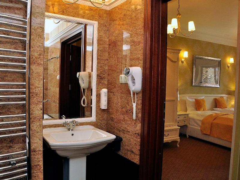 SleepWalker Boutique Suites - image 13