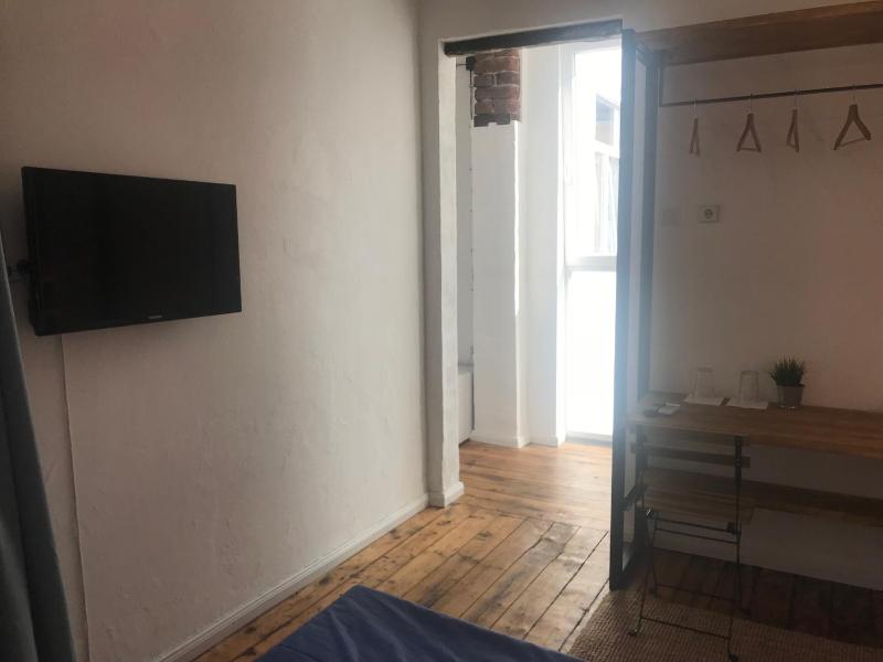 Small Double or Twin Room image 2