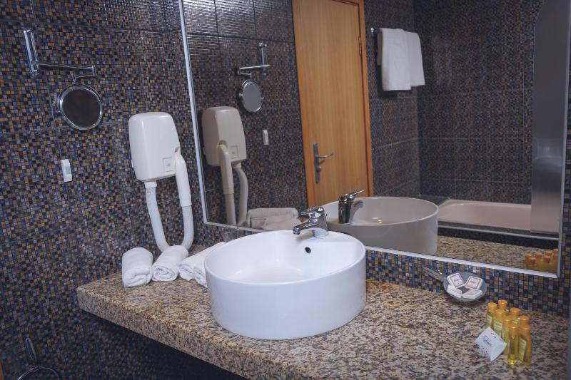 Double Room with Garden View image 2