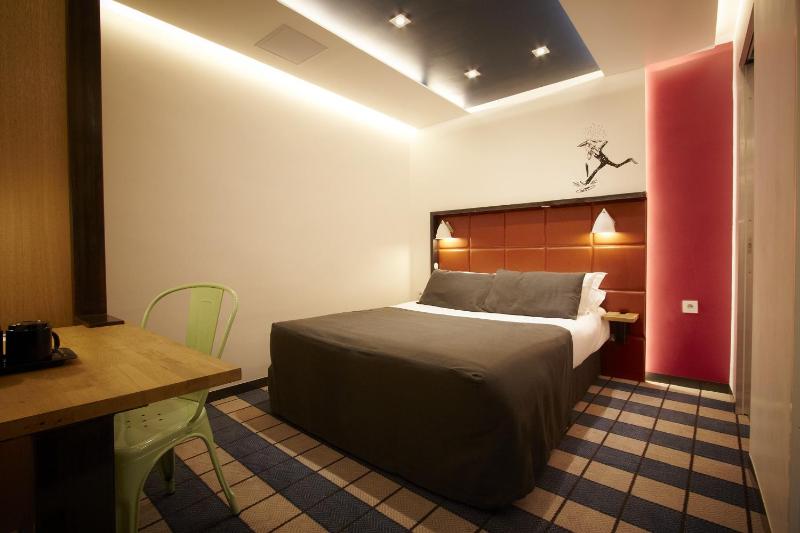 Junior Suite with Sofa Bed image 3