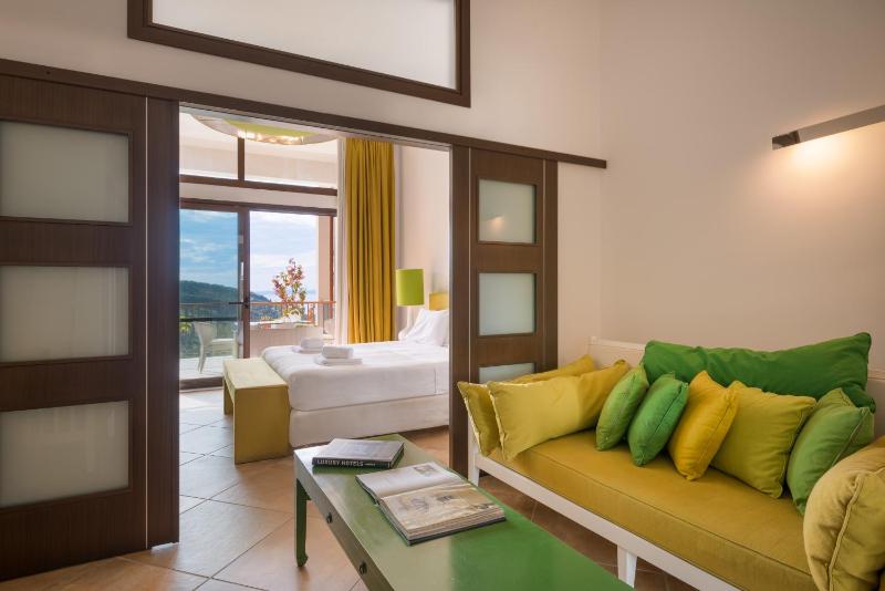 Salvator Villas & Spa Hotel - image 16