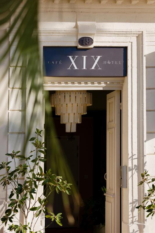 Hôtel le XIX - image 25