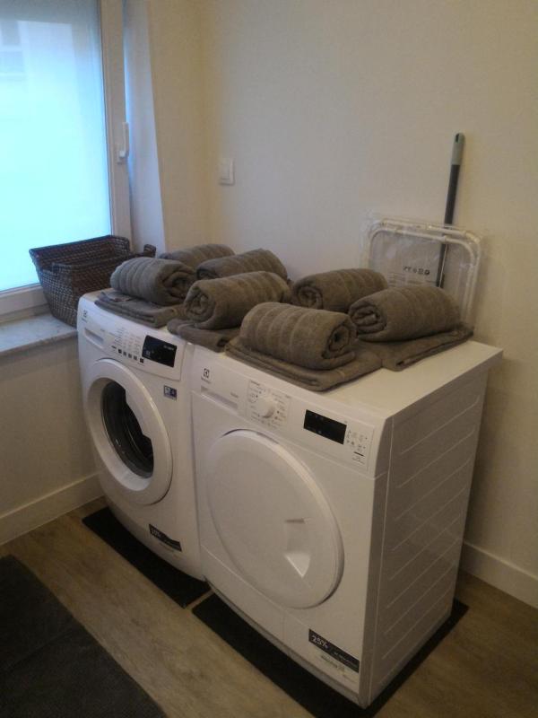 Two-Bedroom Deluxe Apartment image 3