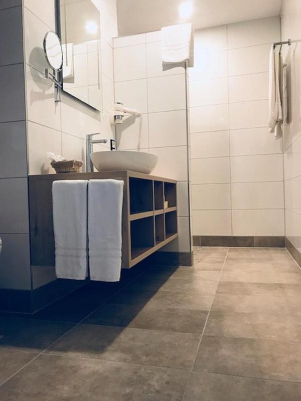 Junior Suite image 3
