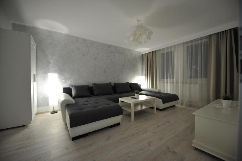 Bella-Isa Apartment Central - image 25