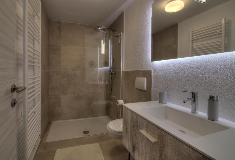 Apartment with Sea View image 3