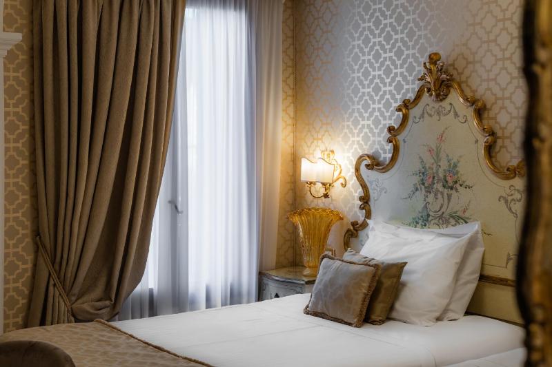 Triple Room image 3
