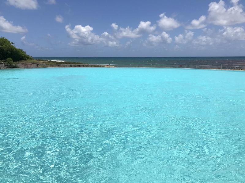 Ti.Maanga Vue Mer Pieds Dans L'Eau - image 10