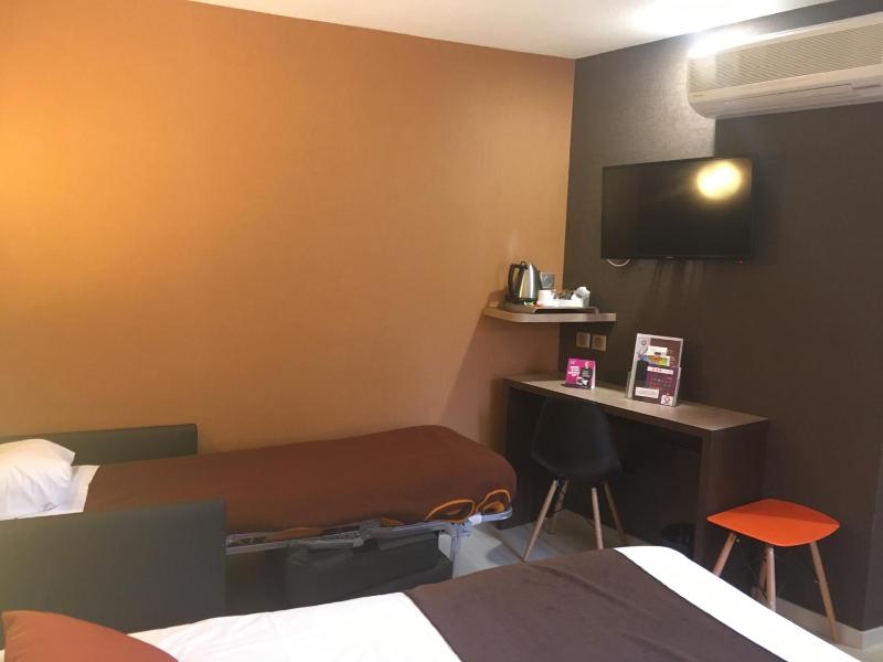 Comfort Triple Room image 3