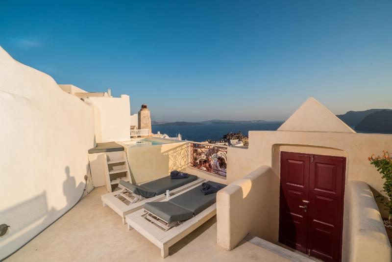 Poseidon Mansion Sunset - image 3