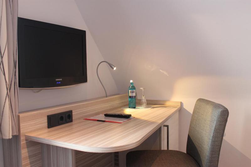 Double Room image 2