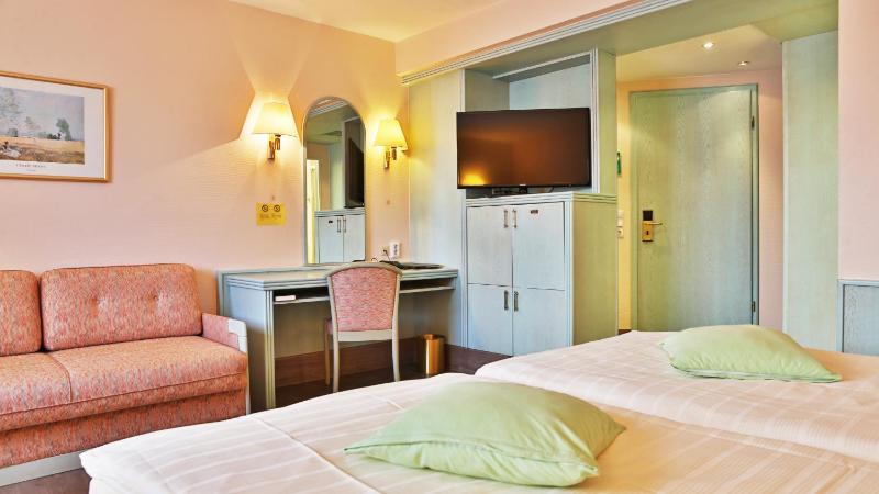Comfort Double Room image 3
