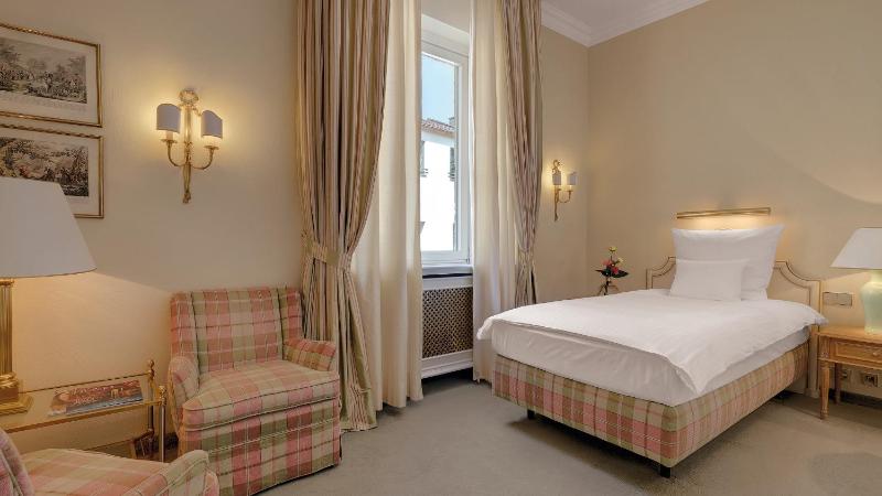 Classic Single Room image 2