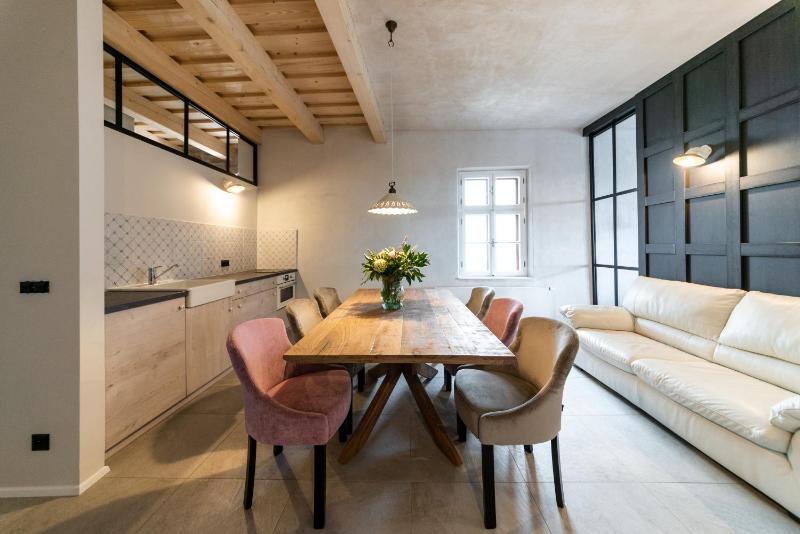 Deluxe Apartment image 3