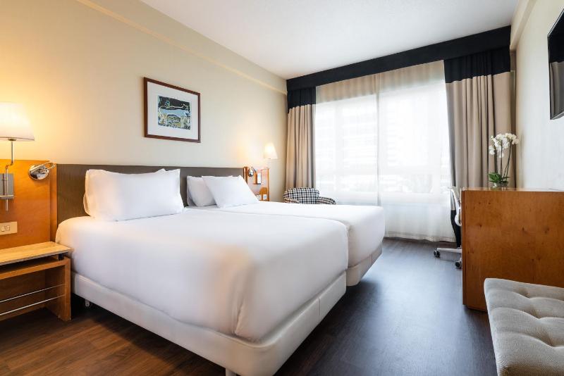 Double Room with Extra Bed image 4