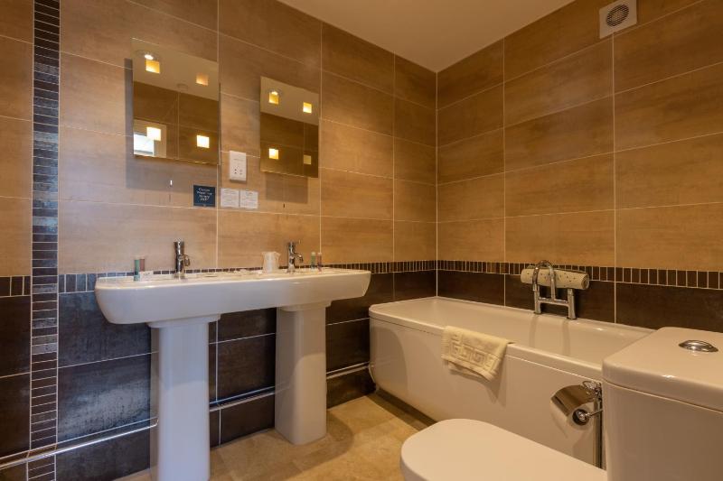 Windermere Park B&B inc Free off-site Health Club - image 13