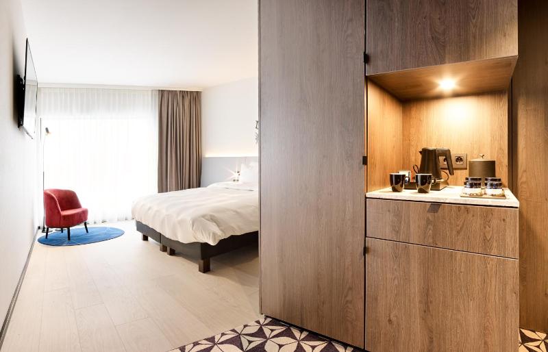 Standard Room image 3