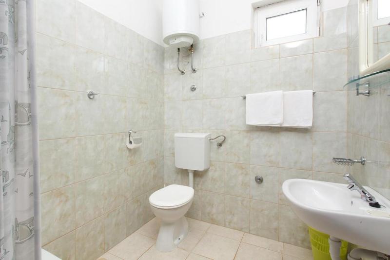 Five-Bedroom Holiday Home image 1